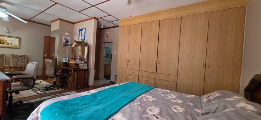 3 Bedroom Property for Sale in La Hoff North West